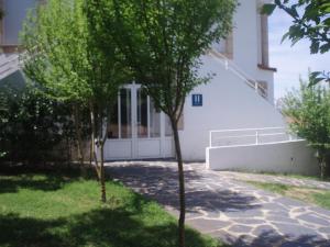 Gallery image of Hotel Balneario Fuentes del Trampal in Carmonita