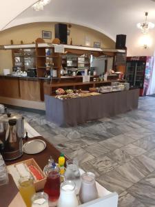 Cibo presso l'hotel o nelle vicinanze