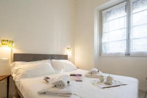 Posteľ alebo postele v izbe v ubytovaní Central Station Apartment by Mmega