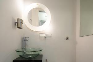 Kúpeľňa v ubytovaní Central Station Apartment by Mmega
