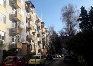 Budova, v ktorej sa apartmán nachádza