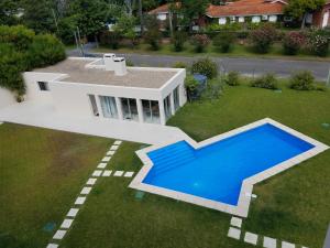 Zdjęcie z galerii obiektu PENTHOUSE CON TERRAZA PARRILLERO Y JACUZZI PROPIO, PREMIADO POR AWARD SEGUNDO AÑO CONSECUTIVO -Edificio Jardins Del Est San Rafael- w mieście Punta del Este