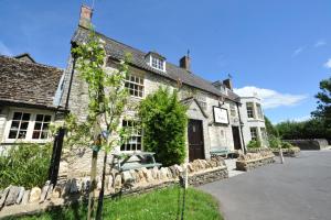 The Horse And Groom Inn