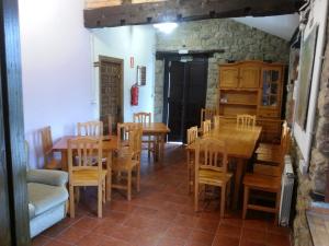 Restaurace v ubytování Alojamiento Rural Cabuerniaventura