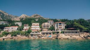 Gallery image of Vila Fortuna in Sutomore