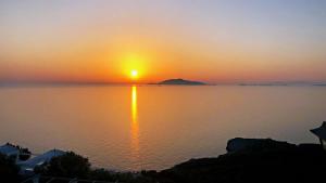a sunset over a body of water at B&B La Danza del Mare in Anacapri
