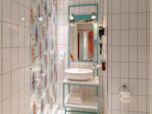 Łazienka w obiekcie ibis Styles Warszawa Centrum
