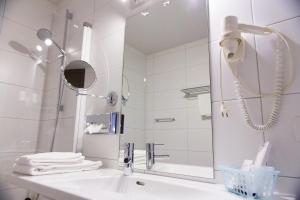 Vannituba majutusasutuses Best Western Plus Aldhem Hotel
