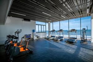 Fitness centrum a/nebo fitness zařízení v ubytování Bella Vita Hotel