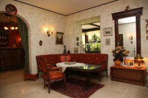 Area soggiorno di HOTEL YOGA JASMIN ehemals Hotel Eberhardt-Burghardt
