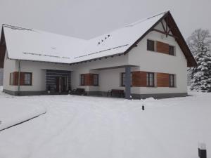 Obiekt Agroturystyka Aura zimą