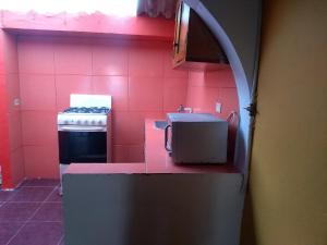 Kuchyňa alebo kuchynka v ubytovaní Apto por dias en Circasia Quindio , cerca a todo muy central