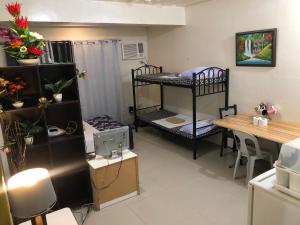 Gallery image of Your City•Home Apartment in Manila