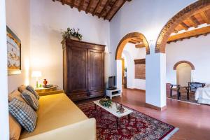 Gallery image of Tuscany Holiday Concierge-Podere Torre degli Ulivi in Palaia