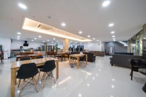 Restoran atau tempat lain untuk makan di MAYONE HOTEL Myeongdong