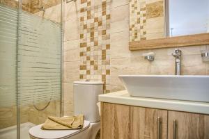 Gallery image of Davinci's Studios in Haraki