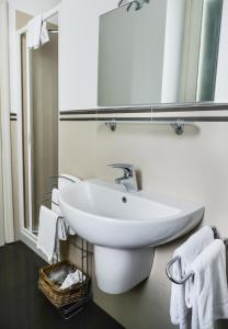 A bathroom at Albergo Silvio