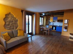 A kitchen or kitchenette at I Balzani B&B