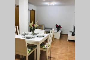 Kép Elegante y acogedor apartamento 3 dormitorios+WiFi szállásáról Puerto de Saguntóban a galériában Még 22 kép