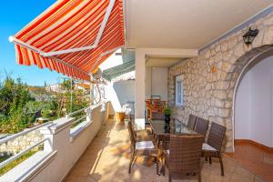 Balkón nebo terasa v ubytování Apartman Dadi