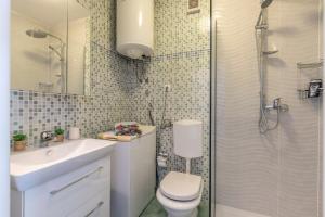 Koupelna v ubytování Noemi Luxury Apartment
