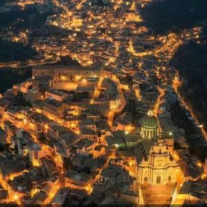 Widok na miasto Ragusa z tego apartamentu