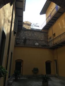 The building in which Az apartmant is located