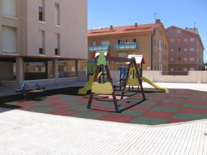 Herní místnost nebo prostor pro děti v ubytování 1ª LINEA DE MAR CON VISTA FANTÁSTICA