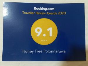 Certificato, attestato, insegna o altro documento esposto da Honey Tree Polonnaruwa