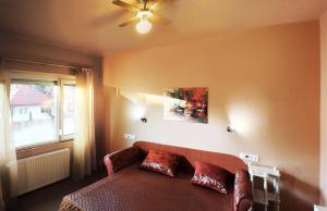 Posteľ alebo postele v izbe v ubytovaní White & Quiet Apartment House