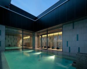 Bazén v ubytování Candeo Hotels Omiya nebo v jeho okolí