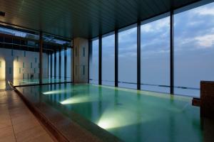 Bazén v ubytování Candeo Hotels Omiya nebo v jeho okolí