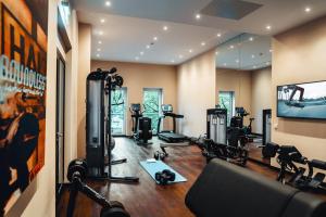 Fitness centar i/ili fitness sadržaji u objektu Holiday Inn Berlin City Center East Prenzlauer Berg, an IHG Hotel