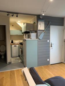 Nhà bếp/bếp nhỏ tại Le Solidor vue mer