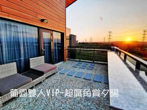 Alba o tramonto visti dall'interno del bed & breakfast o dai dintorni