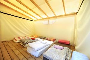 Postel nebo postele na pokoji v ubytování Spice Quarter Inn