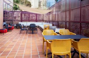 En restaurang eller annat matställe på B&B HOTEL Madrid Fuenlabrada