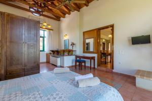 Φωτογραφία από το άλμπουμ του Ellie Villa στον Τερσανά