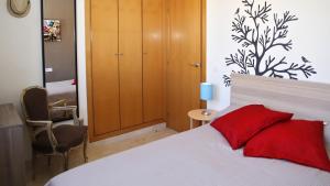 Postel nebo postele na pokoji v ubytování AT067 A pocos metros de la playa, muy bien equipado y con piscina + 13 fotografií