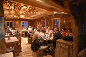 Zdjęcie z galerii obiektu Gasthof Zacherlbräu w mieście Bruck an der Großglocknerstraße