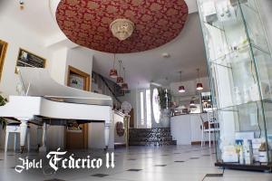 Restoran või mõni muu söögikoht majutusasutuses Hotel Federico II