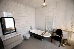Koupelna v ubytování Brimslóð Atelier Guesthouse