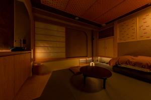cyashitsu ryokan asakusa客房内的一张或多张床位