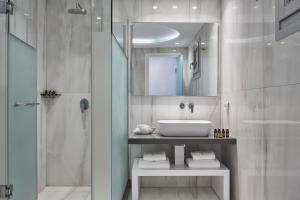 Um banheiro em Grand Beach Hotel
