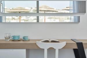 Foto da galeria de Grand Beach Hotel em Míconos