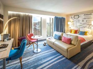 Posezení v ubytování Mercure Béziers + 37 fotografií