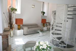 Posedenie v ubytovaní Comfortable Apartment in the Heart of Rome, 65m², City View