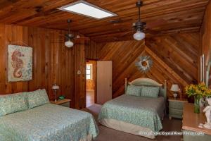 Foto da galeria de Riverfront Treetop Bungalow em Homosassa