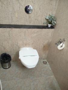 Un baño de HOTEL SPARK RESIDENCY