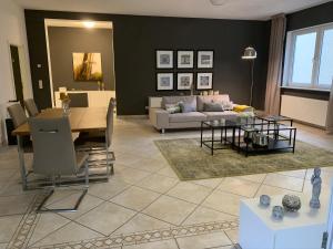 Posezení v ubytování Luxus-Apartment Quierschied